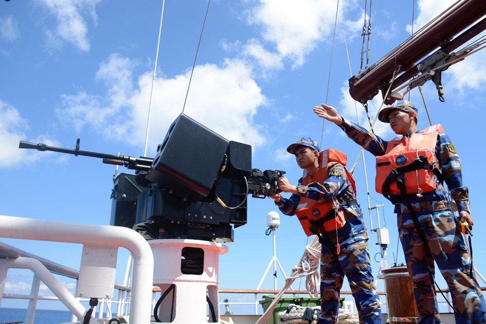 Vũ khí, trang bị có hỏa lực mạnh của tàu buồm 286/Lê Quý Đôn được triển khai đúng quy định ở từng vị trí, sẵn sàng chiến đấu.